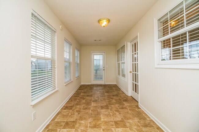 Building Photo - 1133 Phelissa Dr