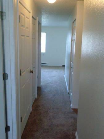 Building Photo - 425 Filbert Ln