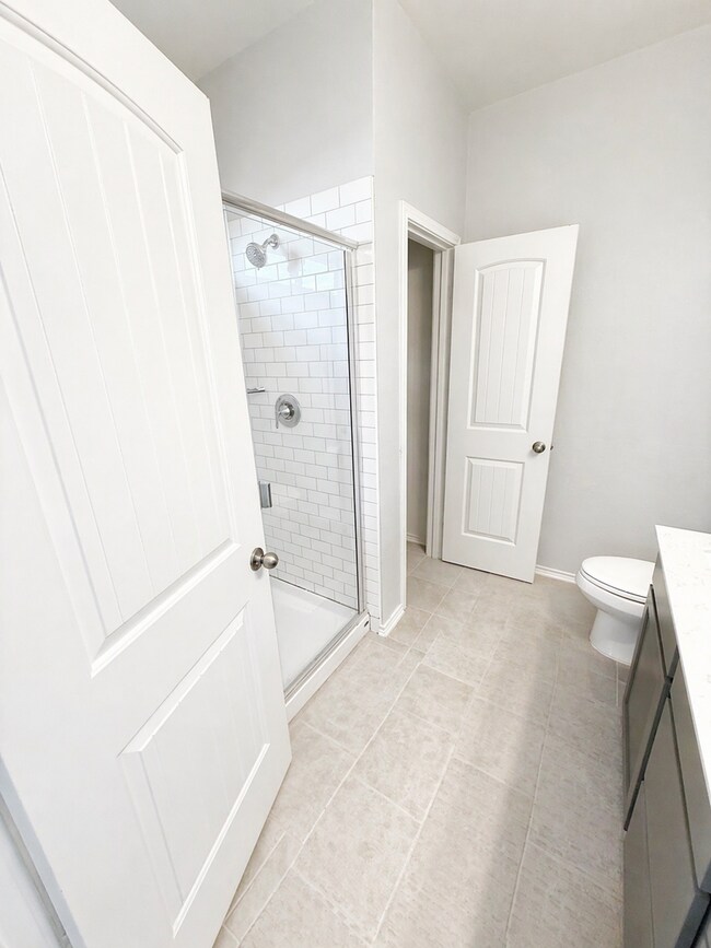 Building Photo - AVAILABLE NOW; APPLY TODAY ON OUR WEBSITE!!!