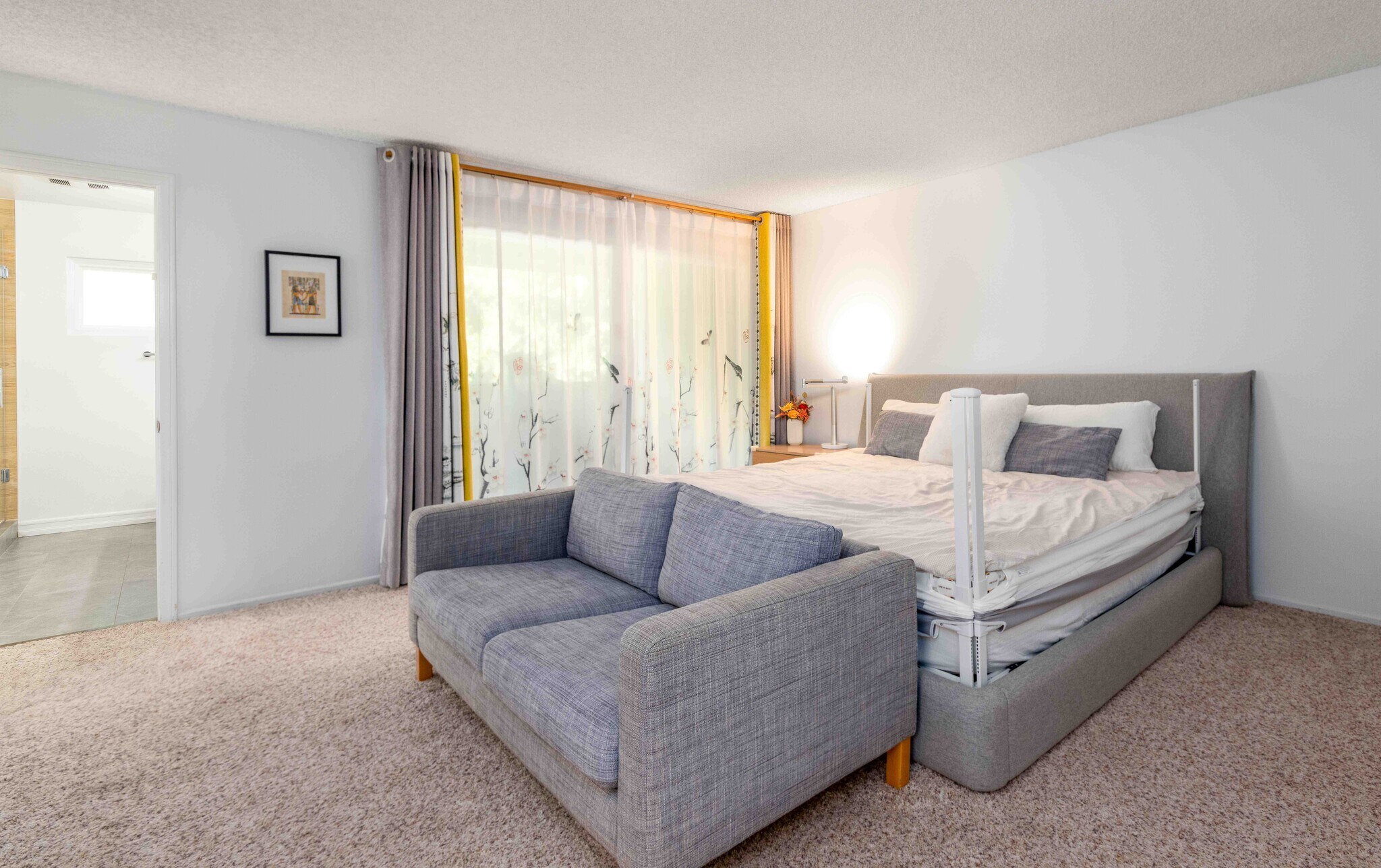 Building Photo - 5848 Canterbury Dr