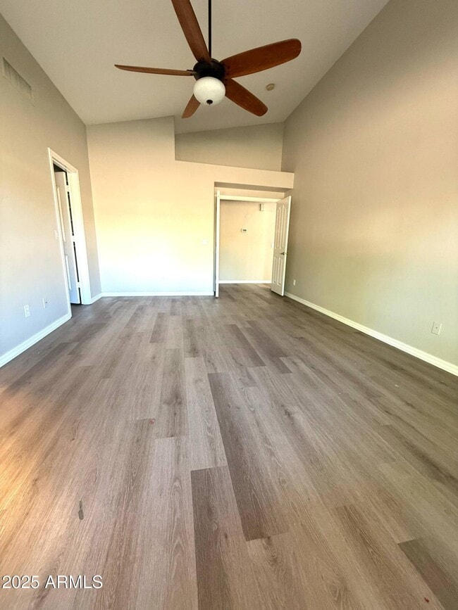 Building Photo - 1030 S Brentwood Ct