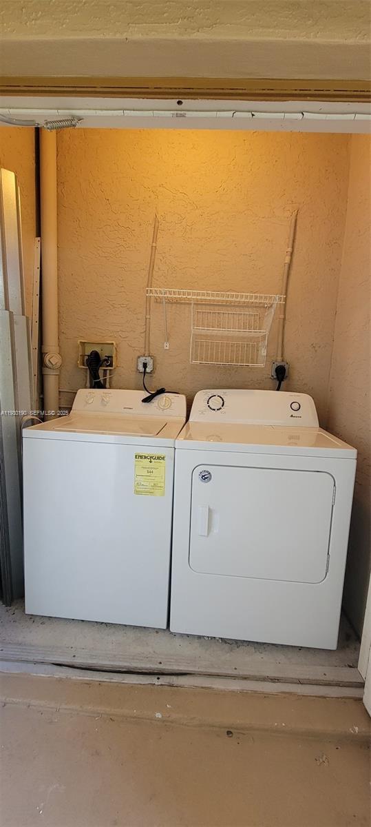 Building Photo - 160 SW 117th Terrace