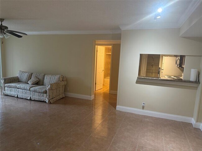 Building Photo - 10781 Cleary Blvd