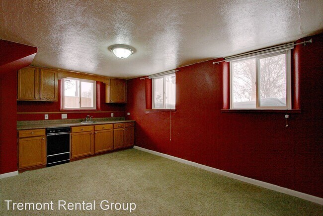 Building Photo - 4 br, 2 bath House - 4595 Wolff St