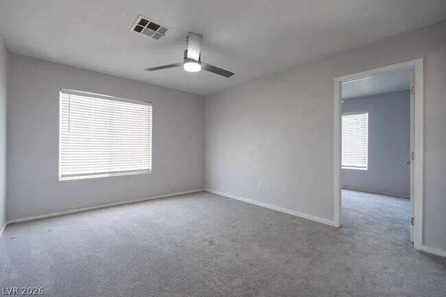 Building Photo - 1109 Devon Downs Ave