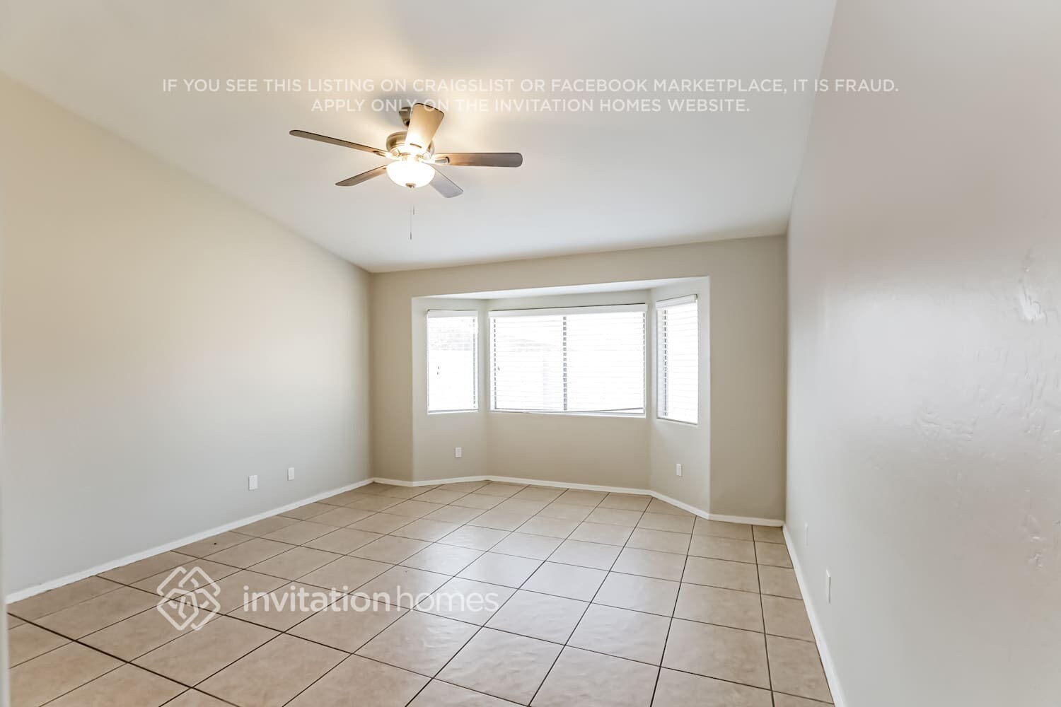 Building Photo - 10763 W Rio Vista Ln