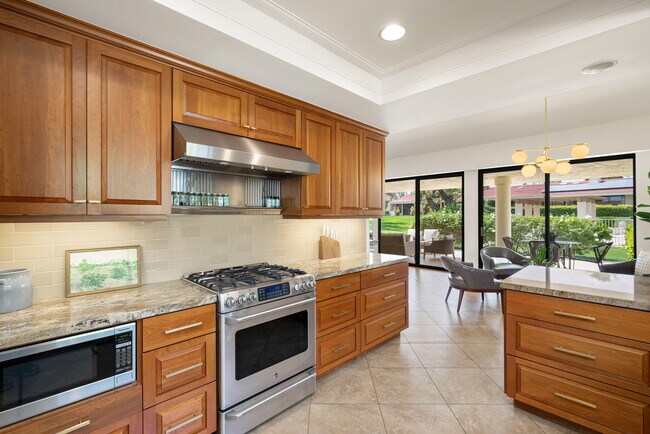 Building Photo - 44837 Oro Grande Cir