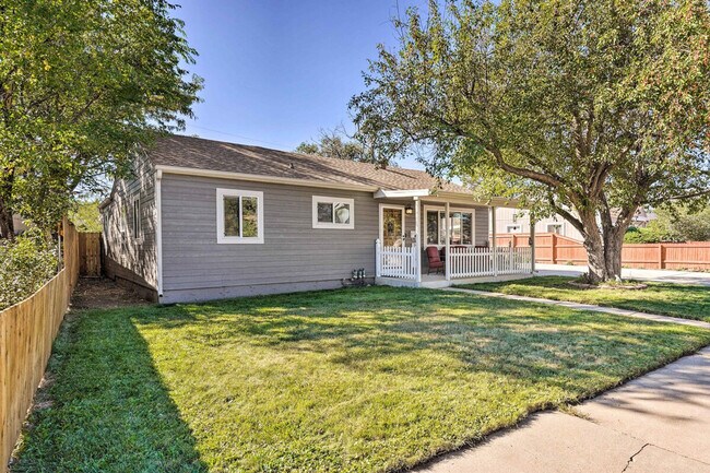 Building Photo - 1217 Falcon Ave