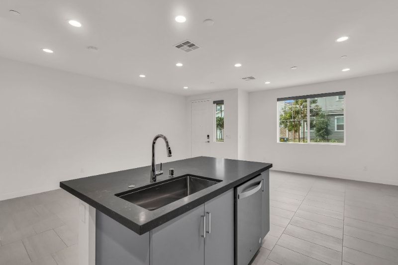 Building Photo - 4252 E Sage Paseo