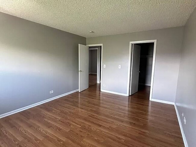 Building Photo - 1741 Bell Dr