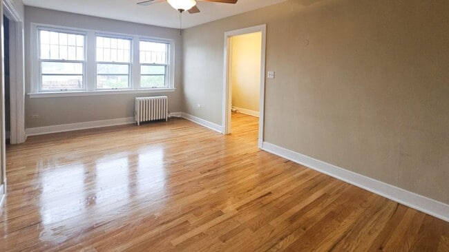 Building Photo - 1220 Marion, Apartment #34