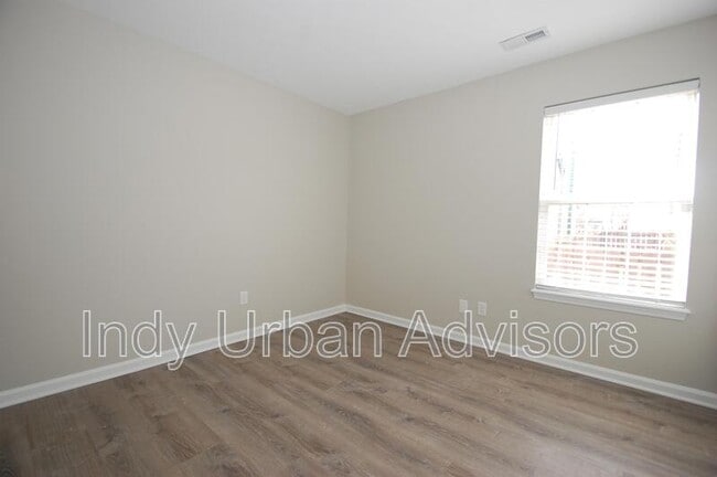 Building Photo - 8021 Philadelphia Dr