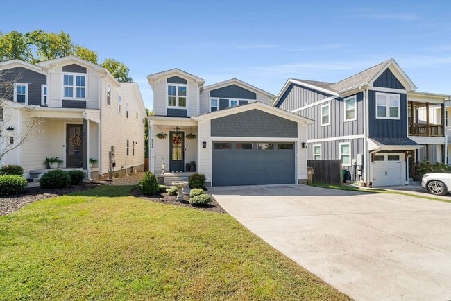 Building Photo - 429 Westboro Dr