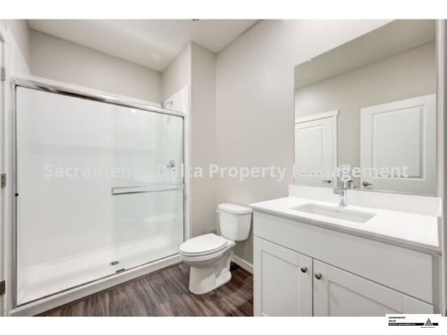 Building Photo - 2bed/2.5bath Model Home in West Sac