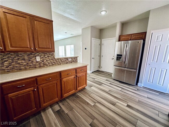 Building Photo - 8923 Deep Ridge Ct