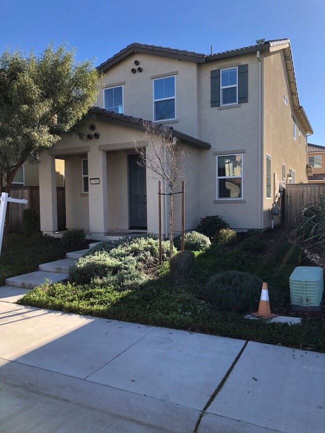 Primary Photo - BEAUTIFUL HOME IN NORTH NATOMAS!!