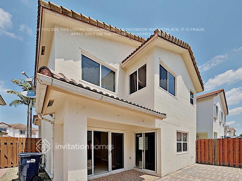 Building Photo - 15108 SW 141st Terrace