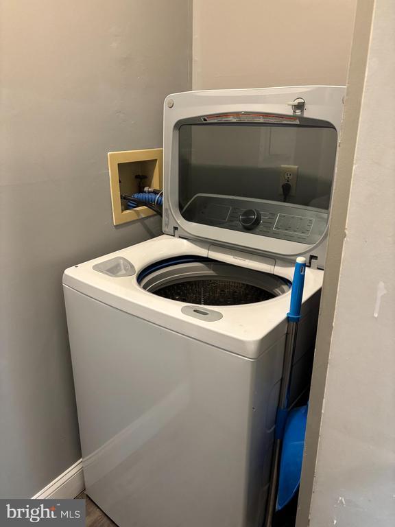 Building Photo - 216 Highland Blvd