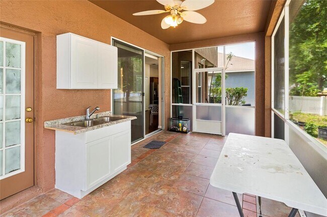 Building Photo - 1315 Loretto Cir