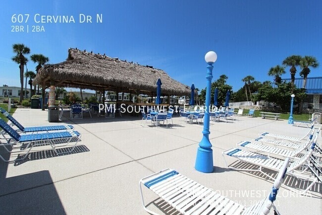 Building Photo - 607 Cervina Dr N