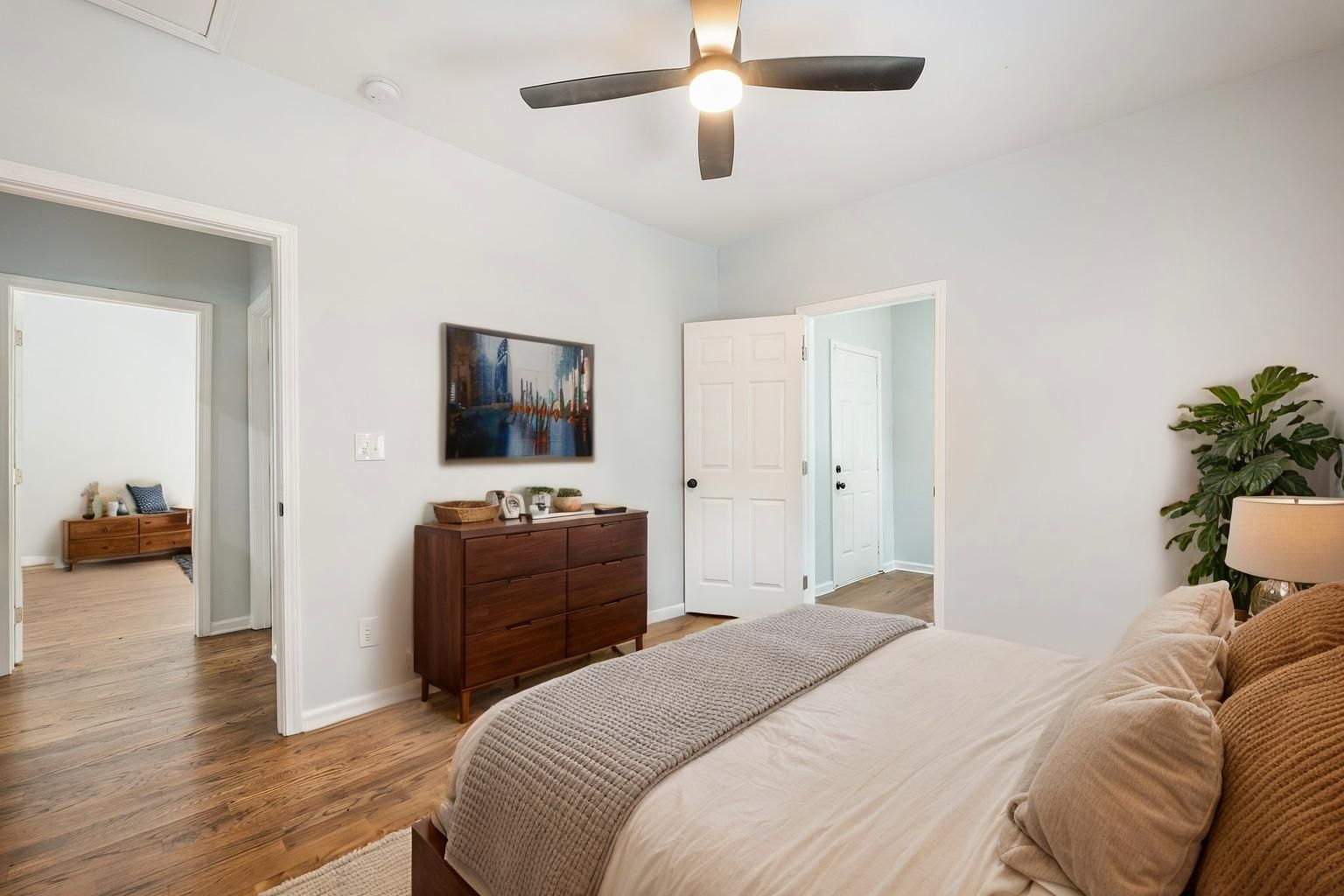 Building Photo - 1260 Hartford Ave SW