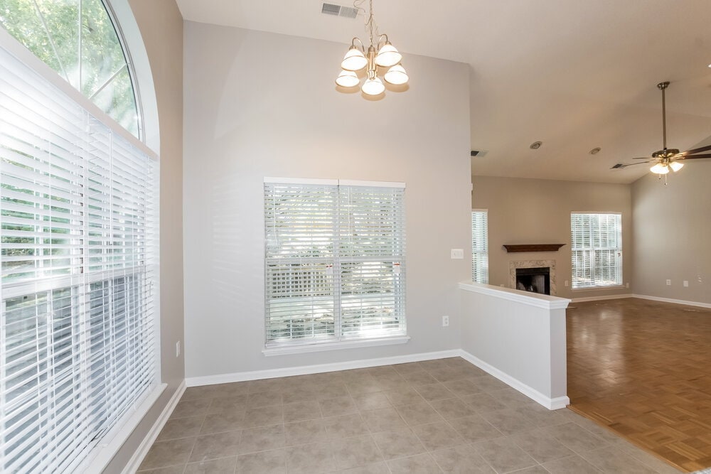 Building Photo - 11910 Harris Ridge Dr