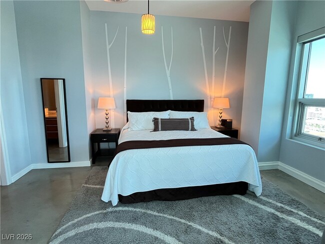 Building Photo - 200 Hoover Ave