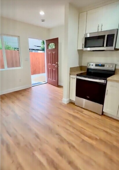 Building Photo - 159 N Canyon Blvd