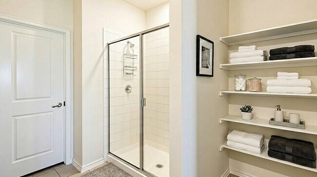 Building Photo - 315 Pine Hollow Way