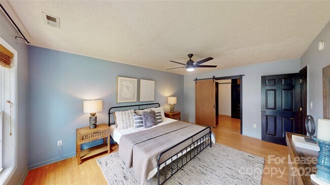 Building Photo - 5229 Mt Holly-Huntersville Rd