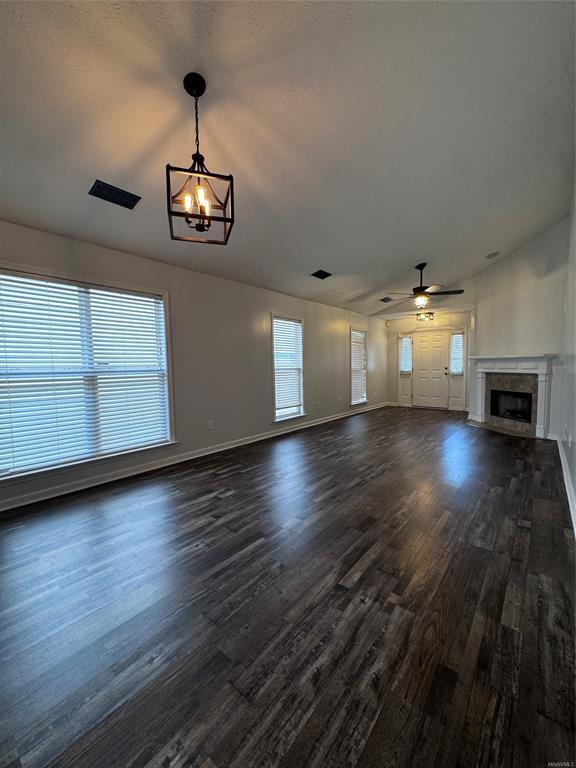 Building Photo - 1801 Young Pointe Blvd