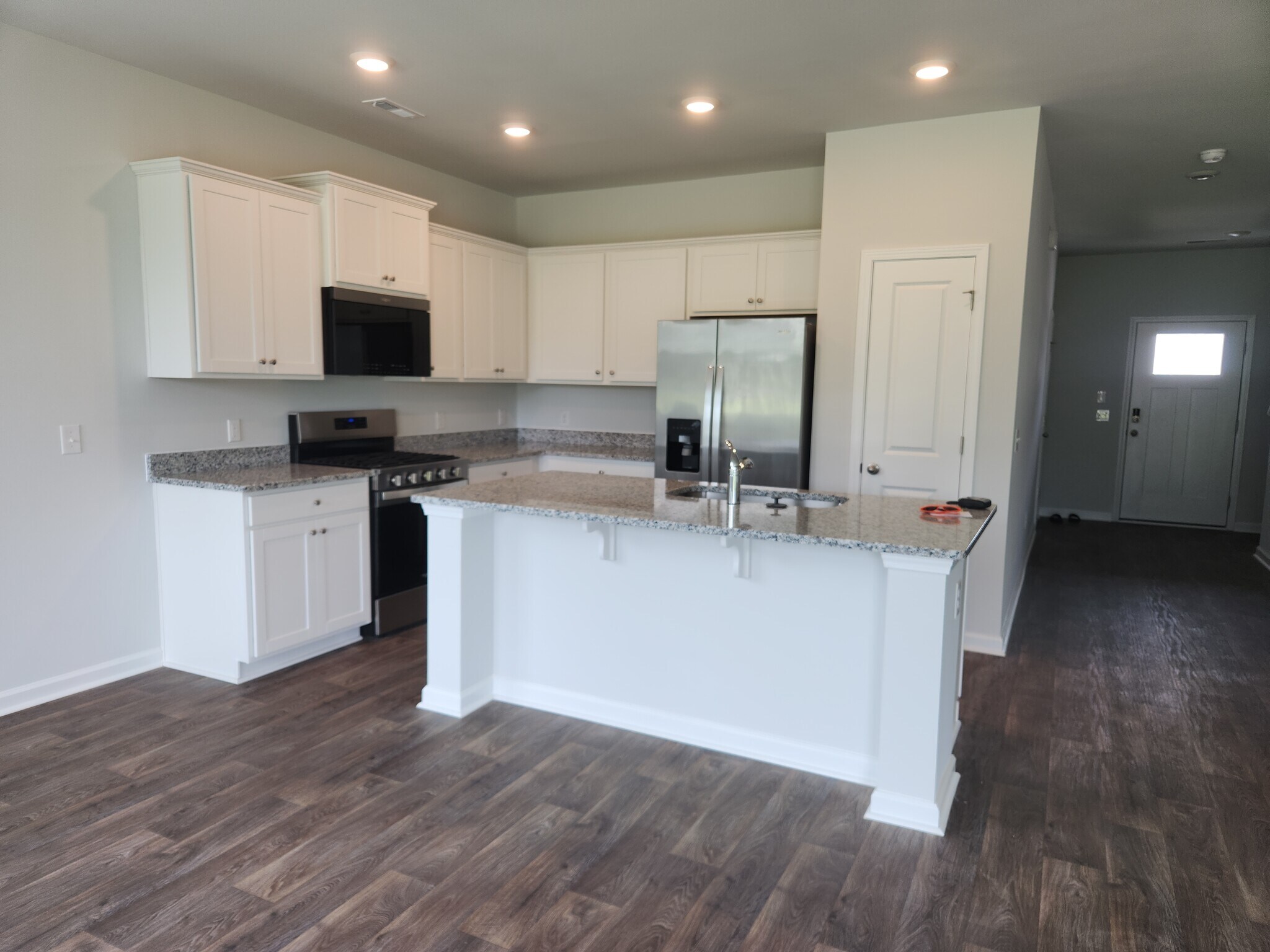 Building Photo - 321 Bluebell Way
