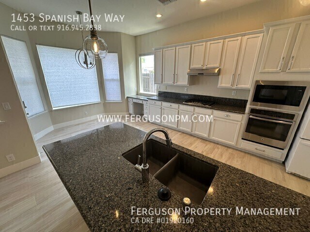 Building Photo - 1453 Spanish Bay Way