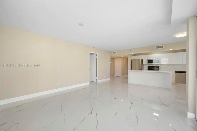 Building Photo - 770 Claughton Island Dr