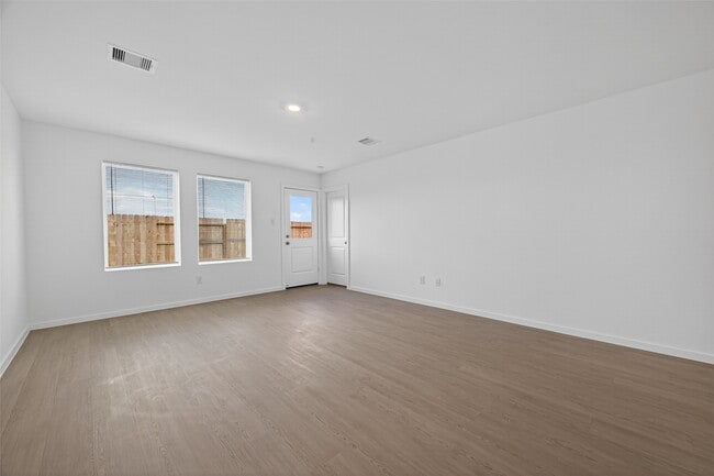 Building Photo - 3081 Majestic Sunrise Dr