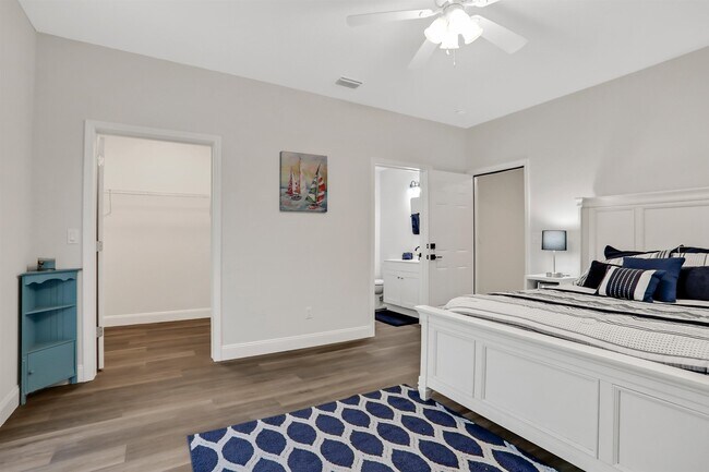 Building Photo - 524 Arricola Ave
