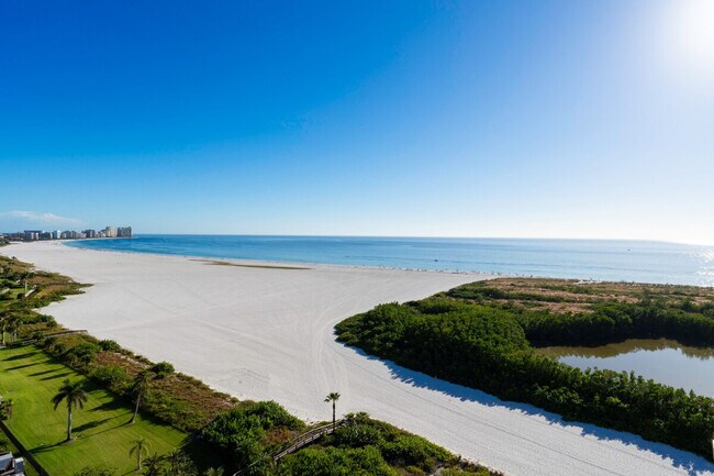 Building Photo - 380 Seaview Ct