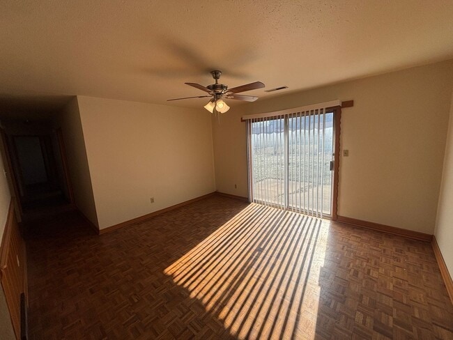 Building Photo - Wonderful 3 Bed 1.5 in Del City - *2 WEEKS FREE ON YOUR SECOND MONTH. FREE APPLICATIONS*