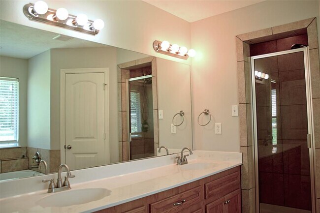 Building Photo - 23750 Horseshoe Bend
