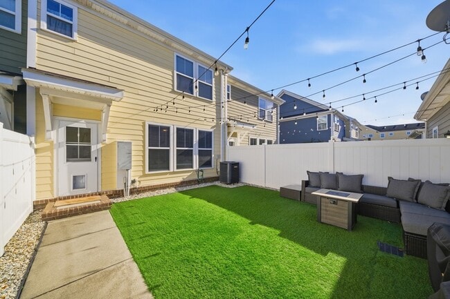 Building Photo - 544 Mill Creek Pkwy