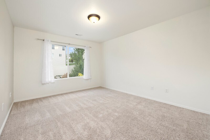 Building Photo - 203 W Cooper Ave