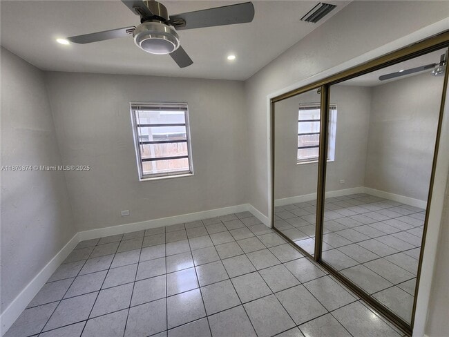 Building Photo - 511 NW 34th Ave
