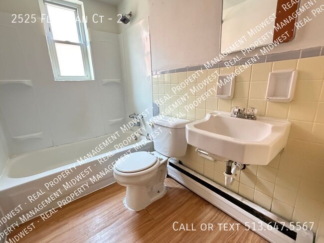 Building Photo - 2525 Flanigan Ct