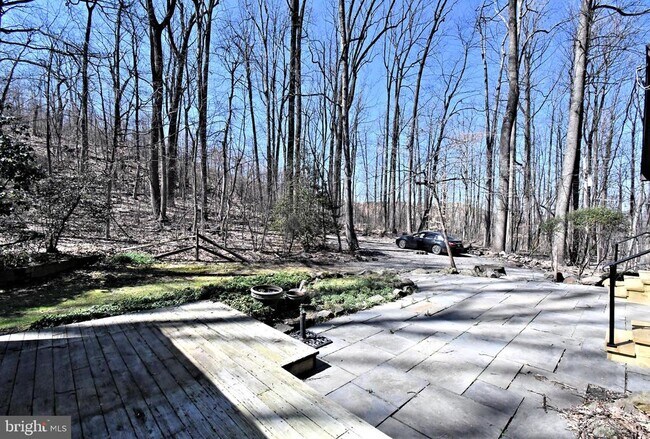 Building Photo - 306 Cedar Hill Rd