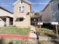 Building Photo - 212 Nassau St