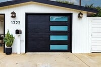 Building Photo - 1223 N Studebaker Rd
