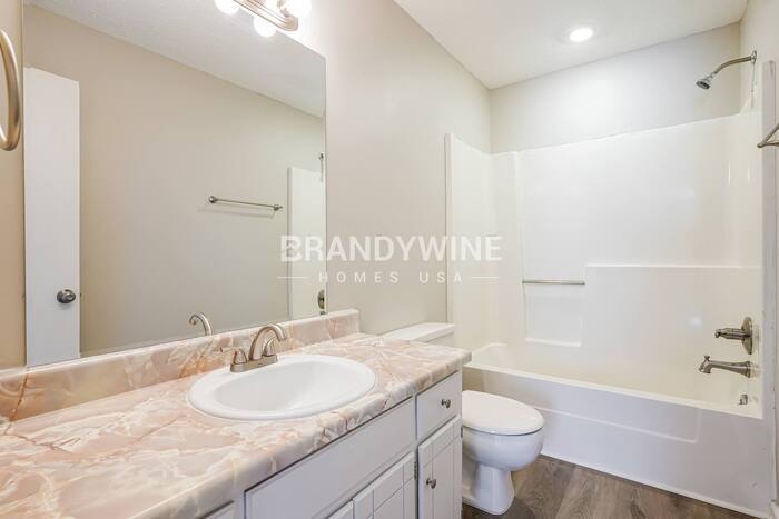 Building Photo - 924 Ilawood Dr