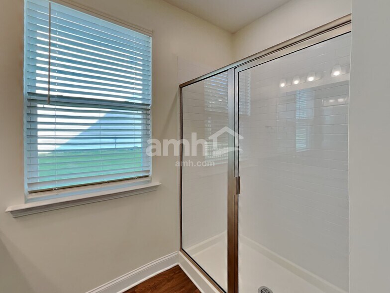 Building Photo - 155 Havenbrook Dr