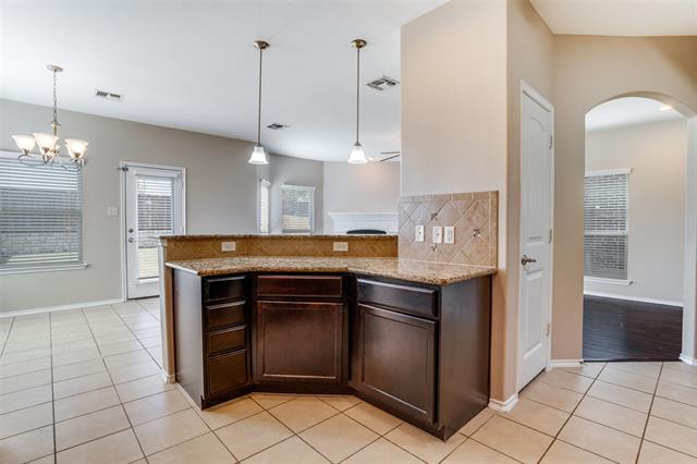 Building Photo - 209 Red Hawk Pl