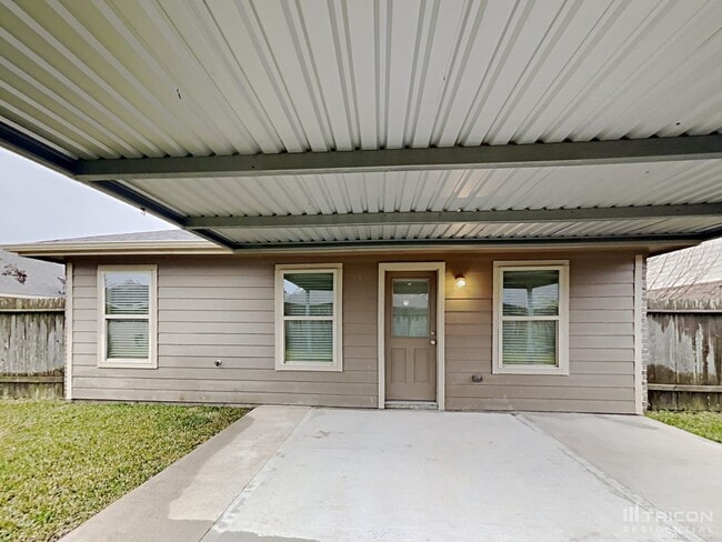 Building Photo - 1607 Hickory Burl Ln